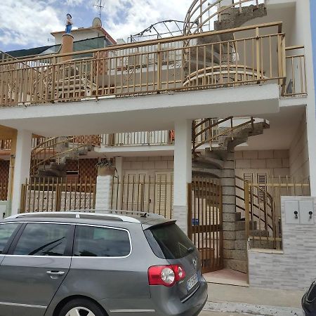 Casa Vacanza Villa Teresa Dix Torre Lapillo Buitenkant foto