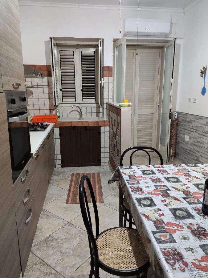 Casa Vacanza Villa Teresa Dix Torre Lapillo Buitenkant foto